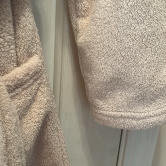 Cypress plush robe - Picture 3 of 5